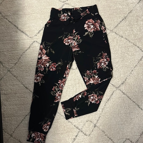 Dynamite size XS jogger style dress pants - Picture 1 of 4